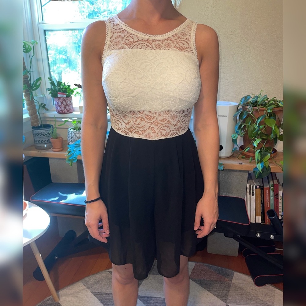 Lace & chiffon romper
